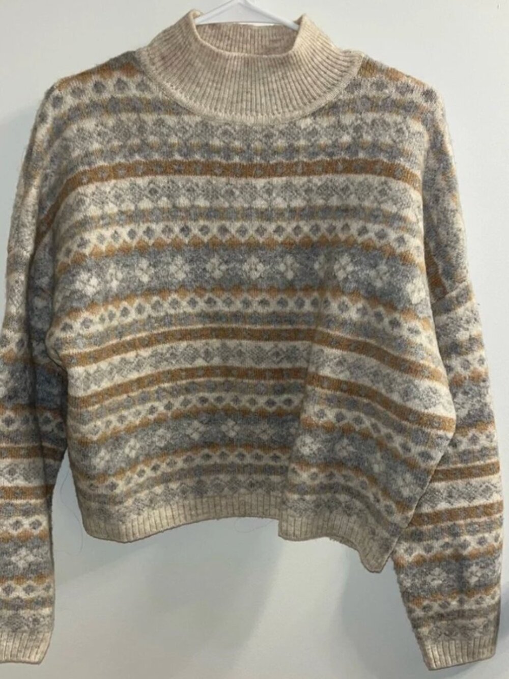London Kaye Grey Beige Print Sweater